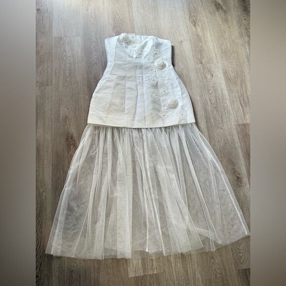 elliatt oleander strapless sateen 3D flower pearl mesh maxi mini dress large NEW - Picture 6 of 15